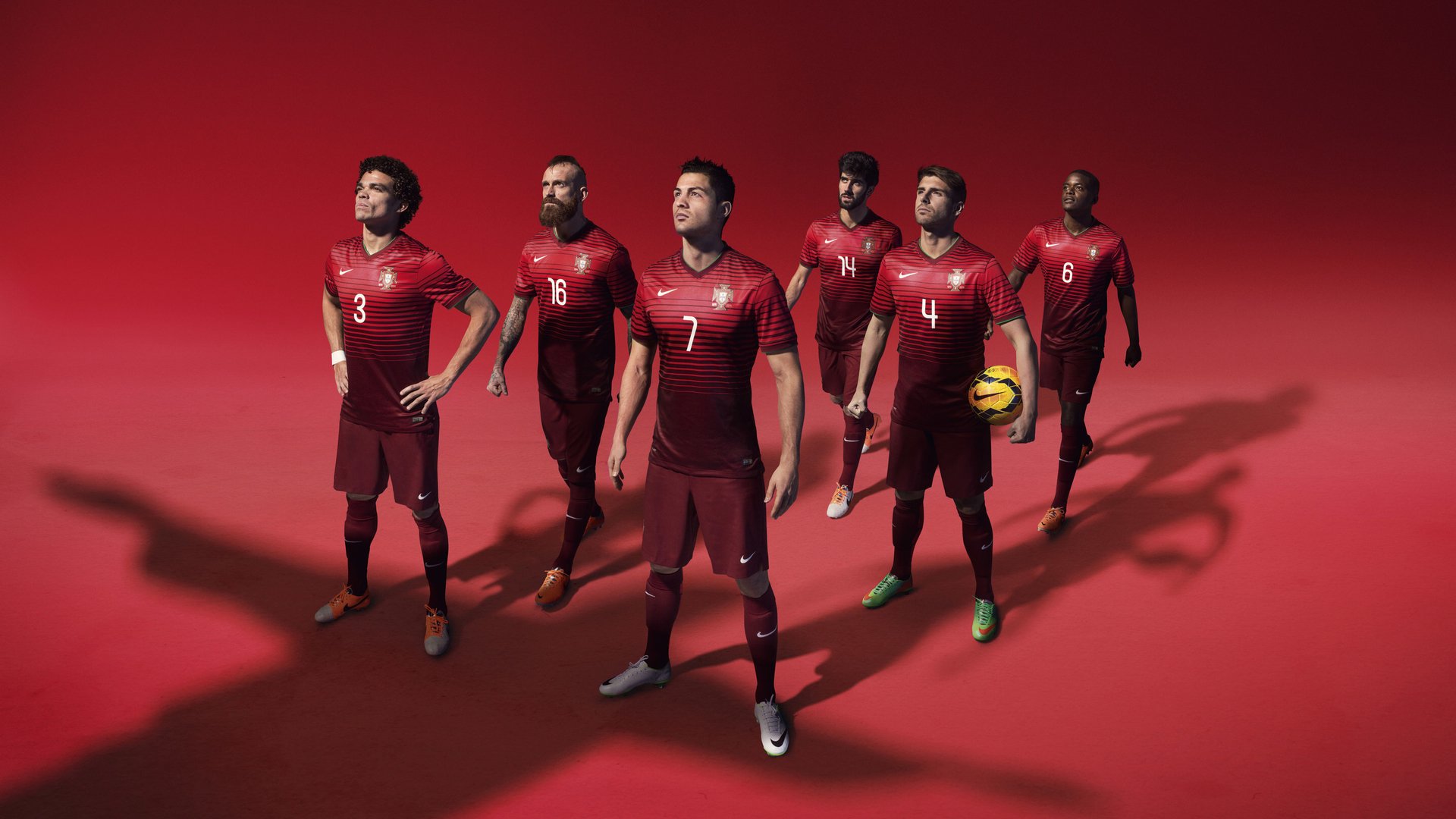 英超争冠之夜，武切维奇数据全面爆炸，当篮球巨星闯入足球的平行宇宙