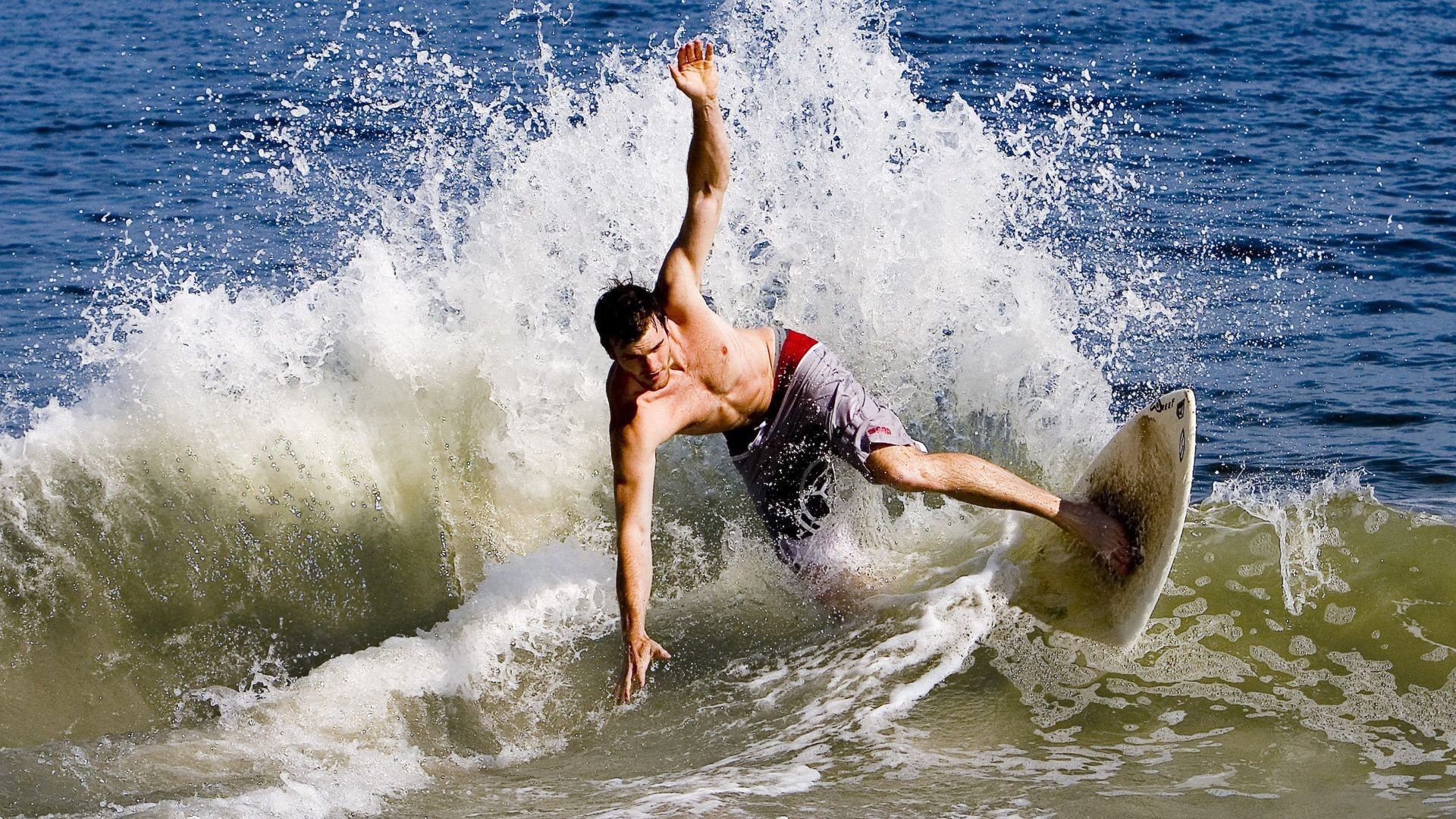 当绝杀成为常态，从哥斯达黎加的冷雨夜到基米希的安联风暴